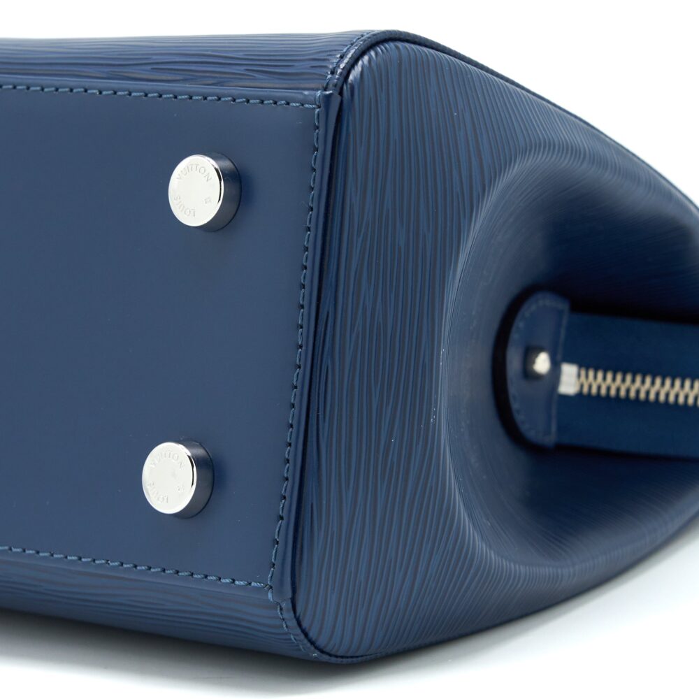 AAA Replica Louis Vuitton LV BREA MM EPI INDIGO SHW