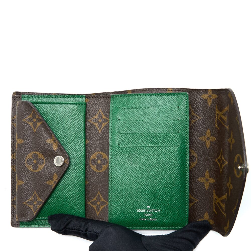 AAA Replica Louis Vuitton LV COMPACT WALLET EPI / MONOGRAM CANVAS SHW