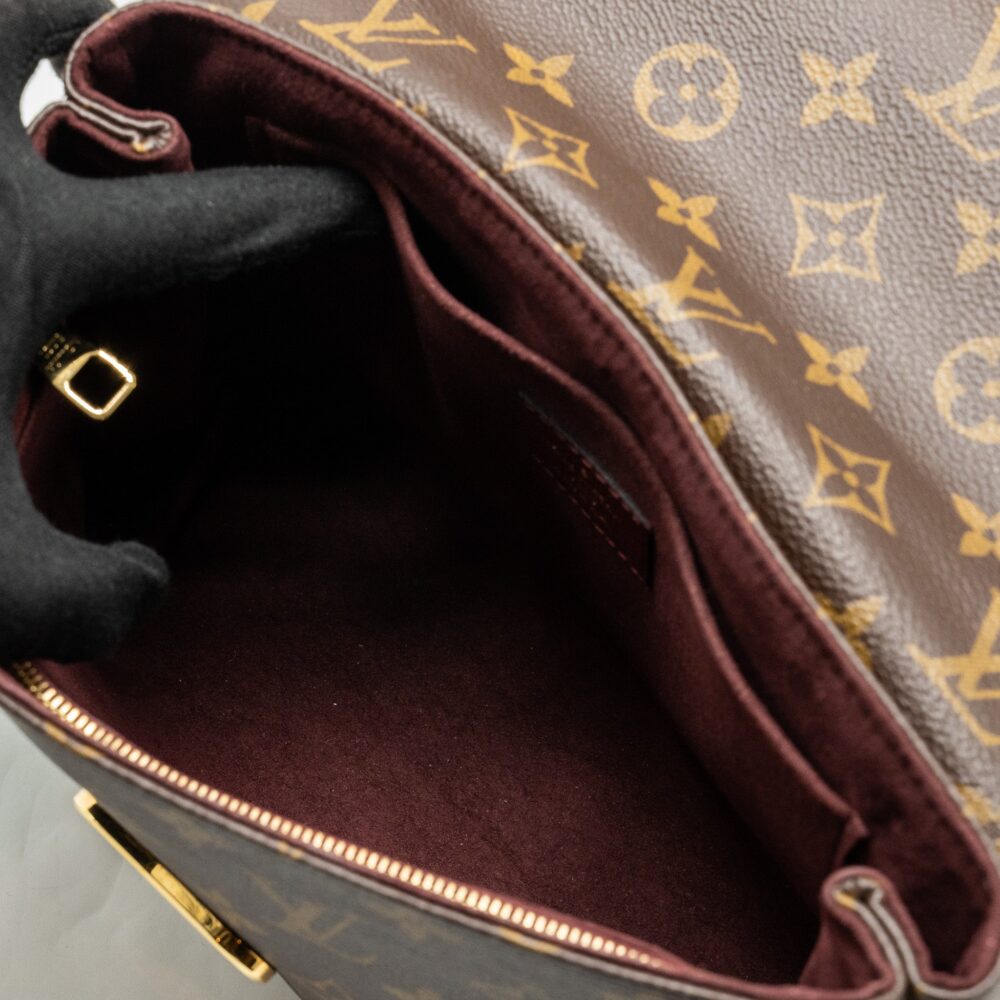 AAA Replica Louis Vuitton LV SAINT PLACIDE MONOGRAM CANVAS RASPBERRY GHW