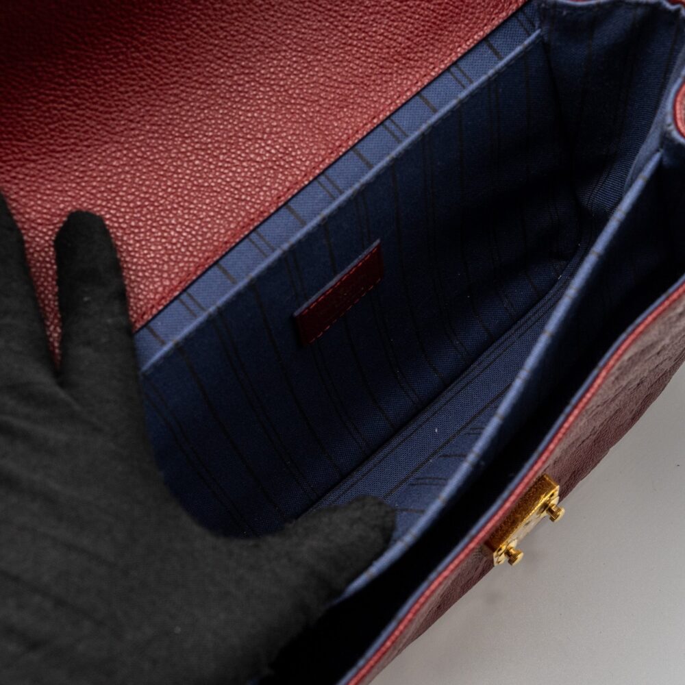 AAA Replica Louis Vuitton LV POCHETTE MÉTIS MONOGRAM EMPREINTE RED GHW
