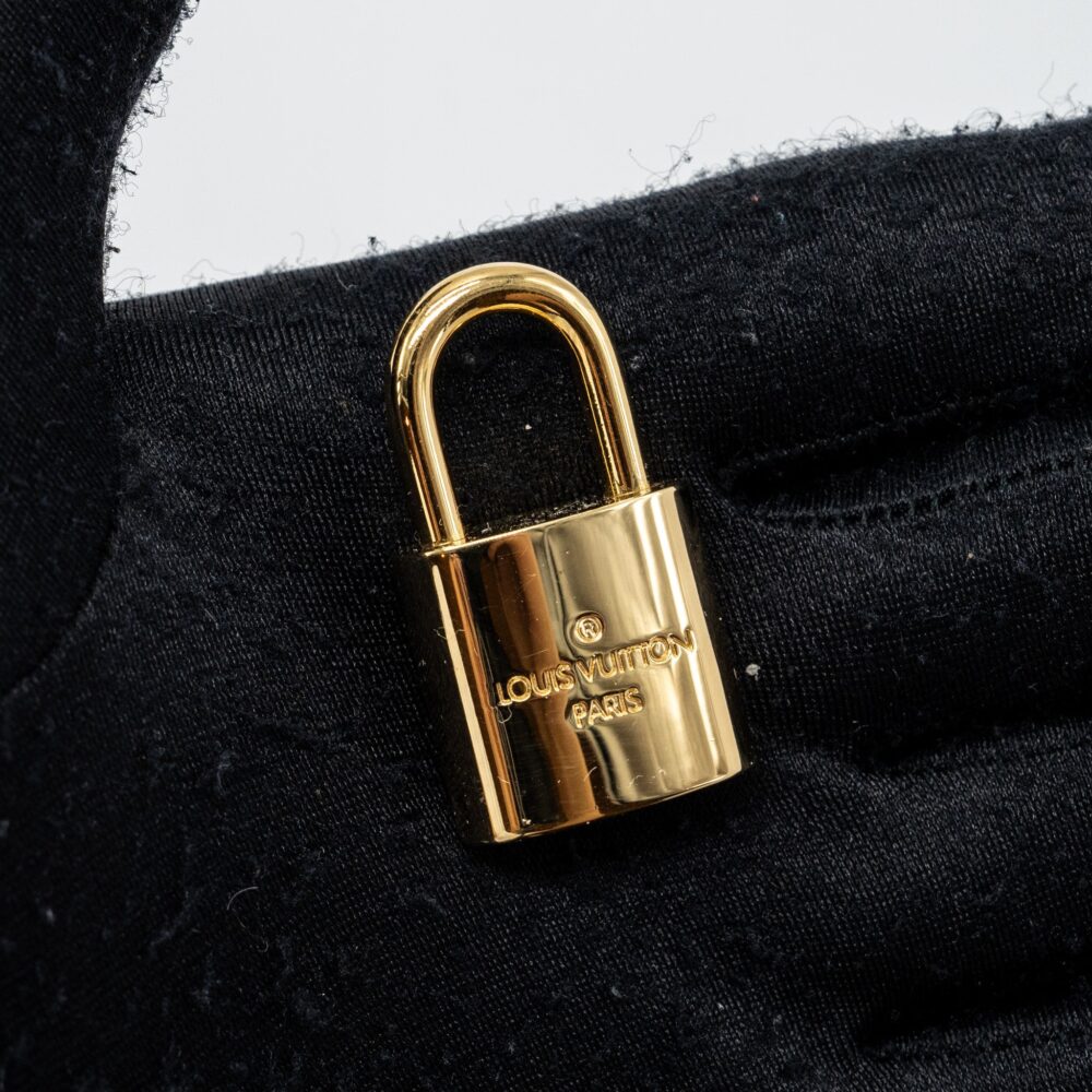 AAA Replica Louis Vuitton LV NEO ALMA BB MONOGRAM EMPREINTE BLACK GHW (NEW VERSION)