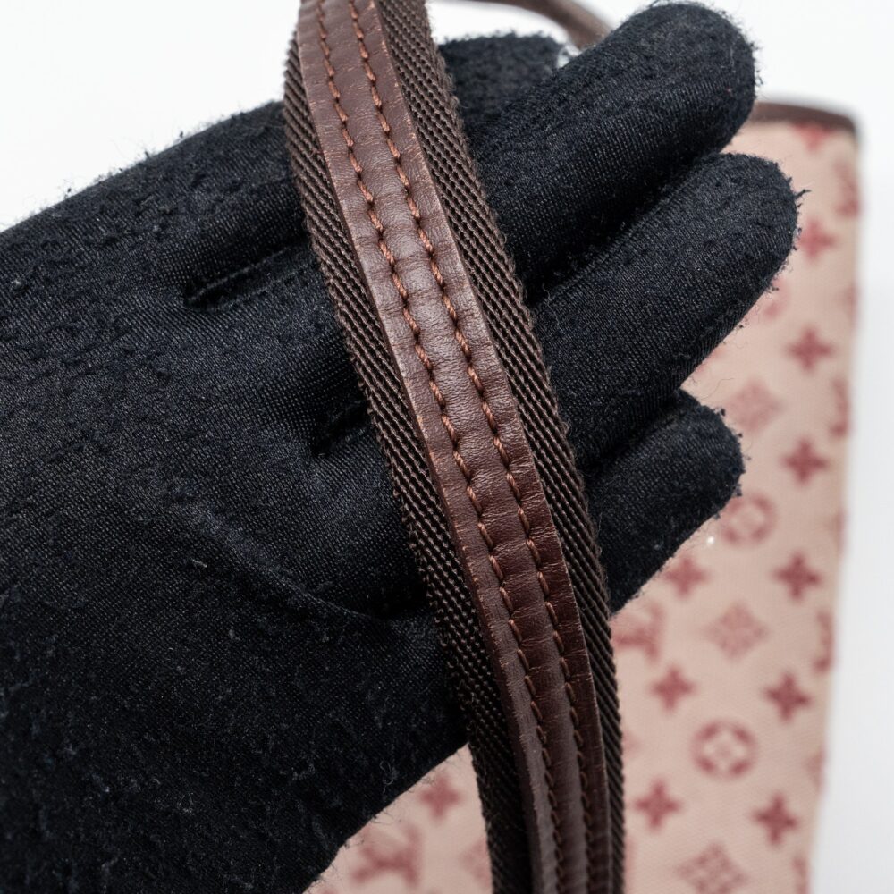 AAA Replica Louis Vuitton LV VINTAGE FLAP SHOULDER BAG FABRIC / LEATHER DARK PINK GHW