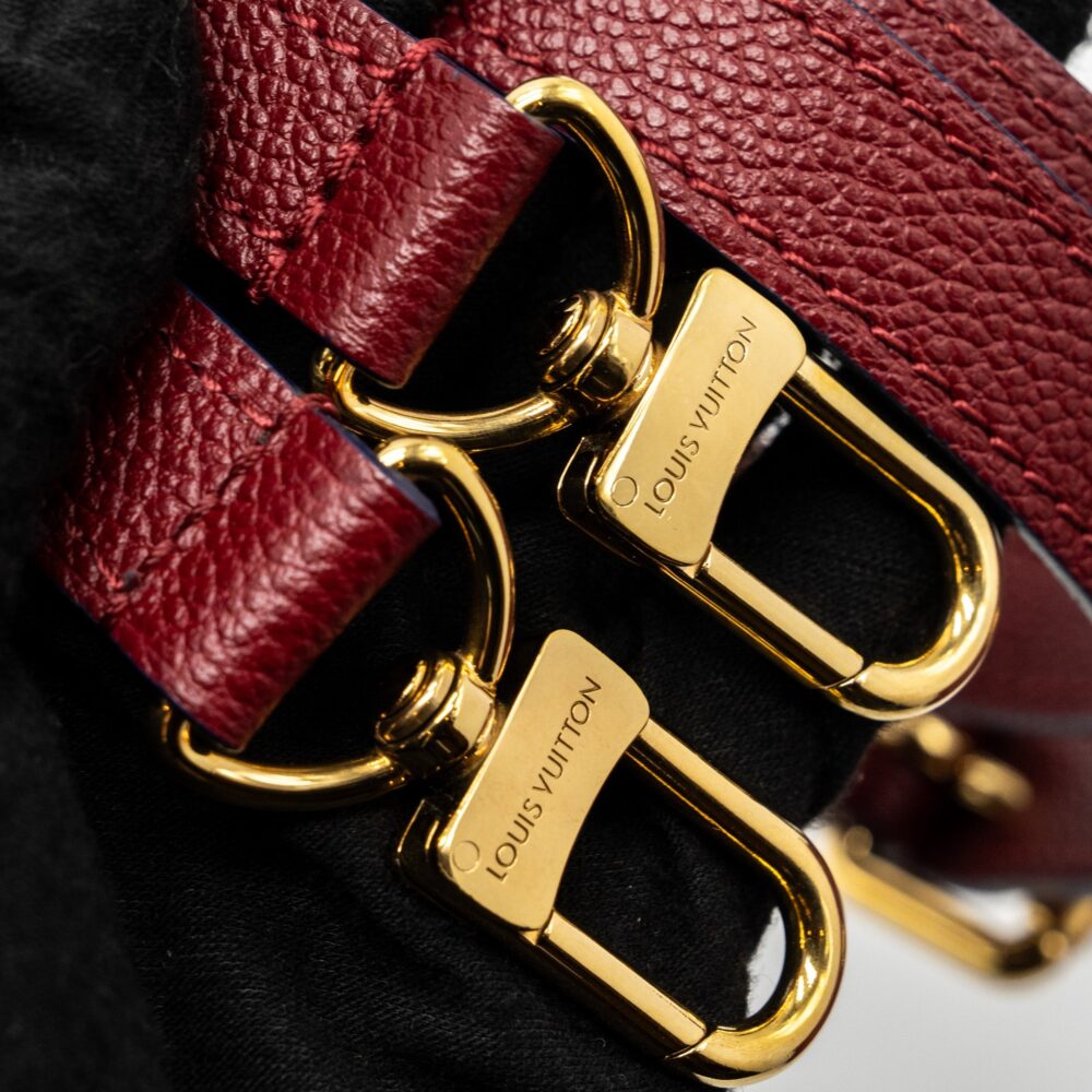 AAA Replica Louis Vuitton LV POCHETTE MÉTIS MONOGRAM EMPREINTE RED GHW