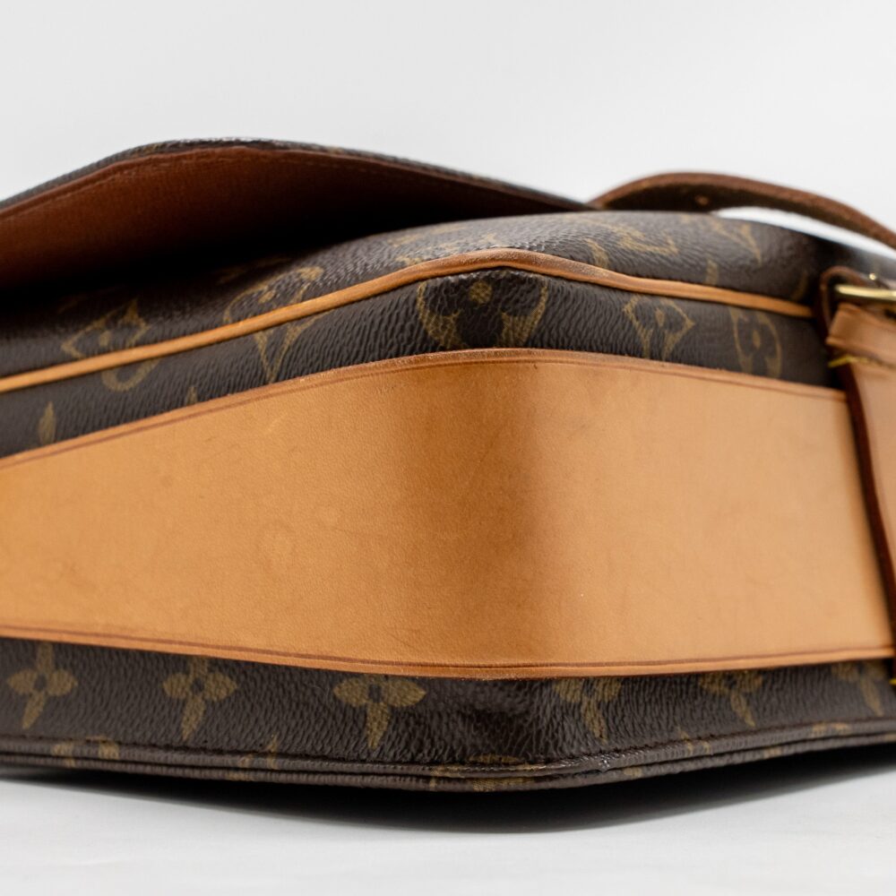AAA Replica Louis Vuitton LV VINTAGE MESSENGER CROSSBODY BAG MONOGRAM CANVAS GHW