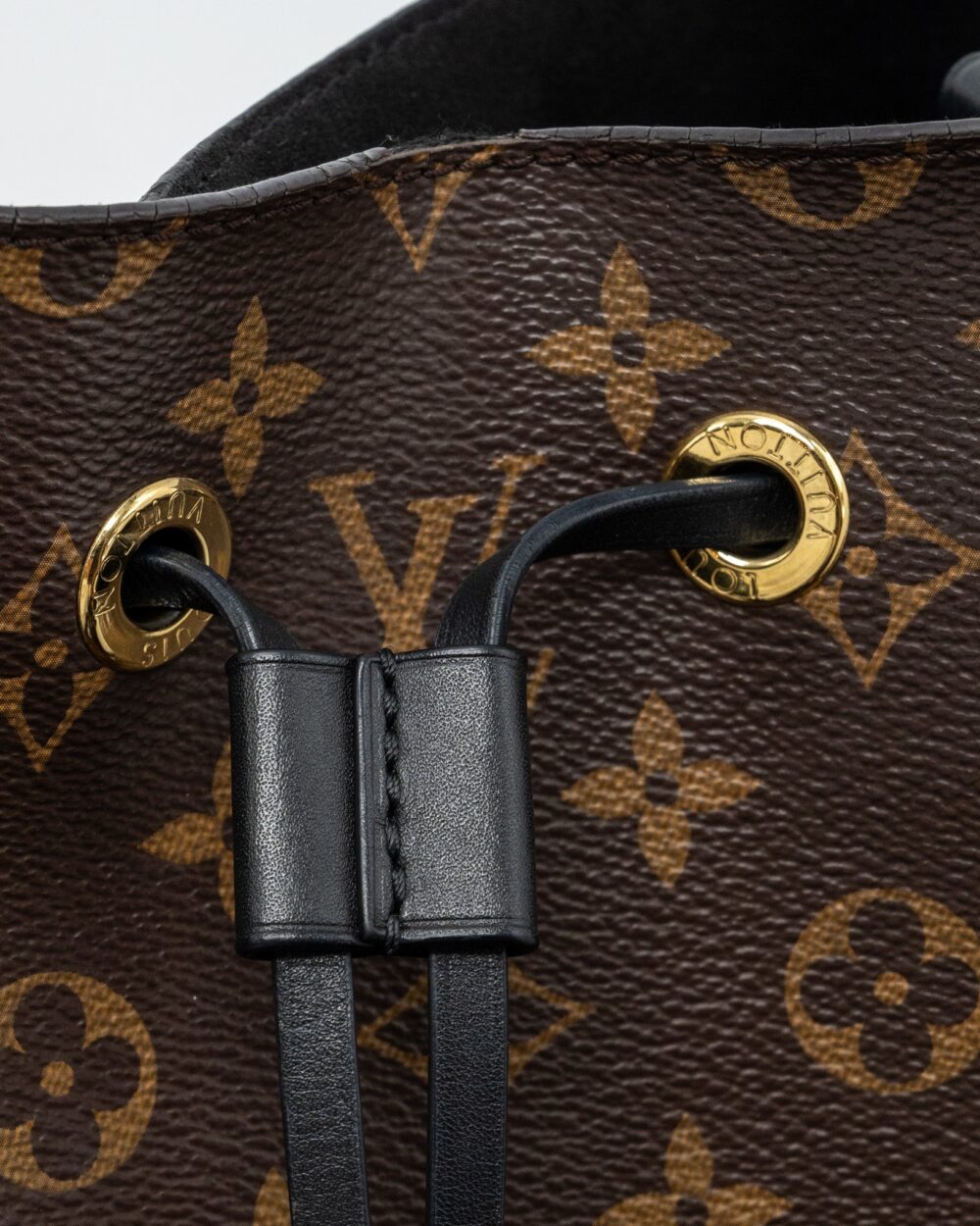 AAA Replica Louis Vuitton LV NEONOE MM MONOGRAM CANVAS BLACK GHW
