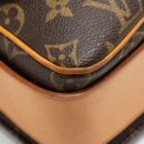 AAA Replica Louis Vuitton LV VINTAGE MESSENGER CROSSBODY BAG MONOGRAM CANVAS GHW