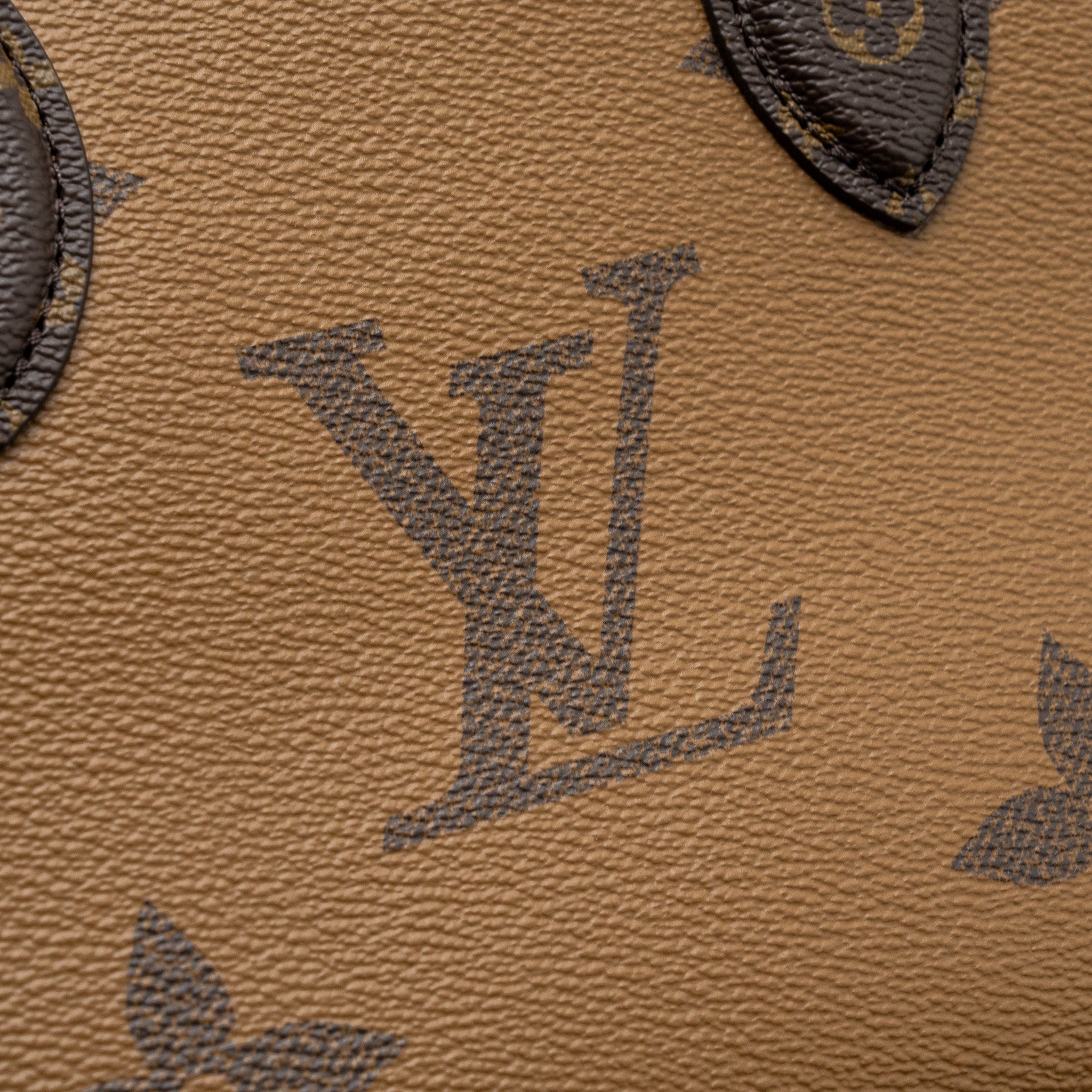 AAA Replica Louis Vuitton LV ONTHEGO PM MONOGRAM CANVAS GHW (NEW VERSION)