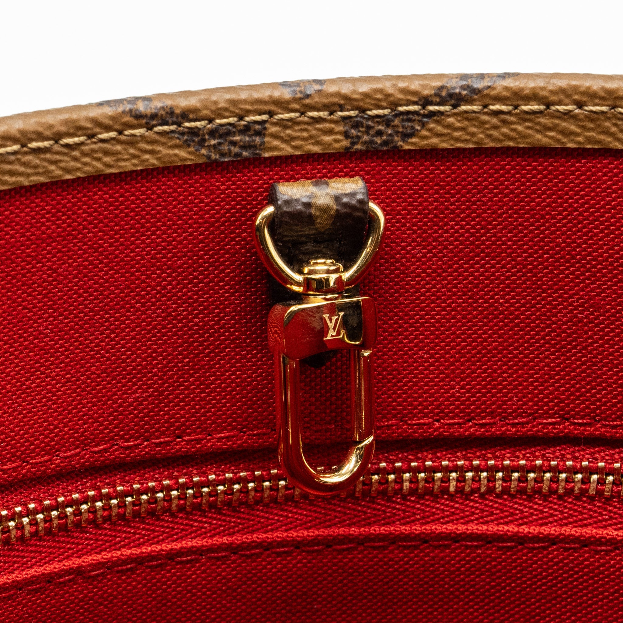 AAA Replica Louis Vuitton LV ONTHEGO PM MONOGRAM CANVAS GHW (NEW VERSION)