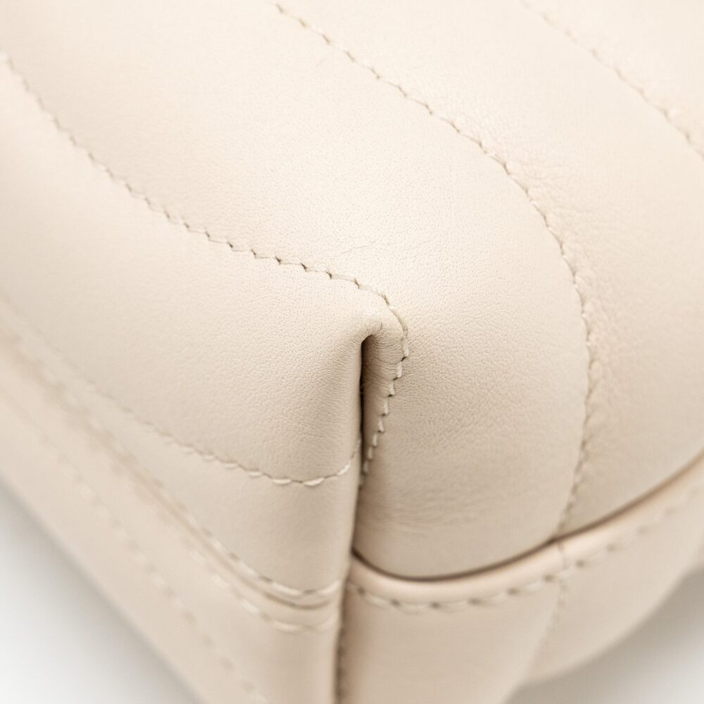 AAA Replica Louis Vuitton LV HOLD ME NEW WAVE BAG CALFSKIN IVORY GHW
