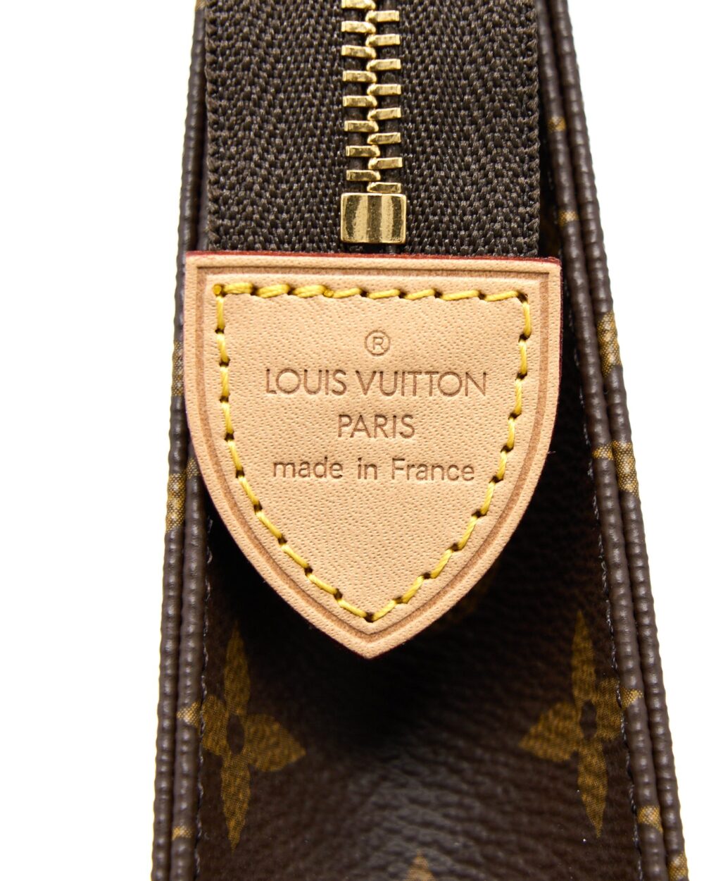 AAA Replica Louis Vuitton LV TOILETRY POCHETTE 26 MONOGRAM CANVAS GHW
