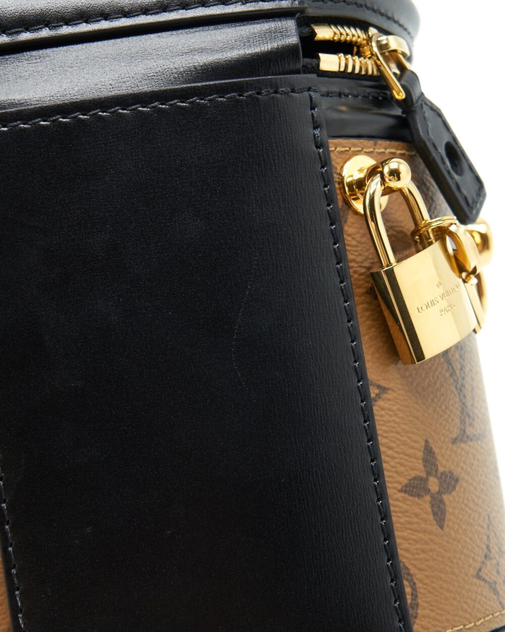 AAA Replica Louis Vuitton LV CANNES BUCKET MONOGRAM REVERSE GHW