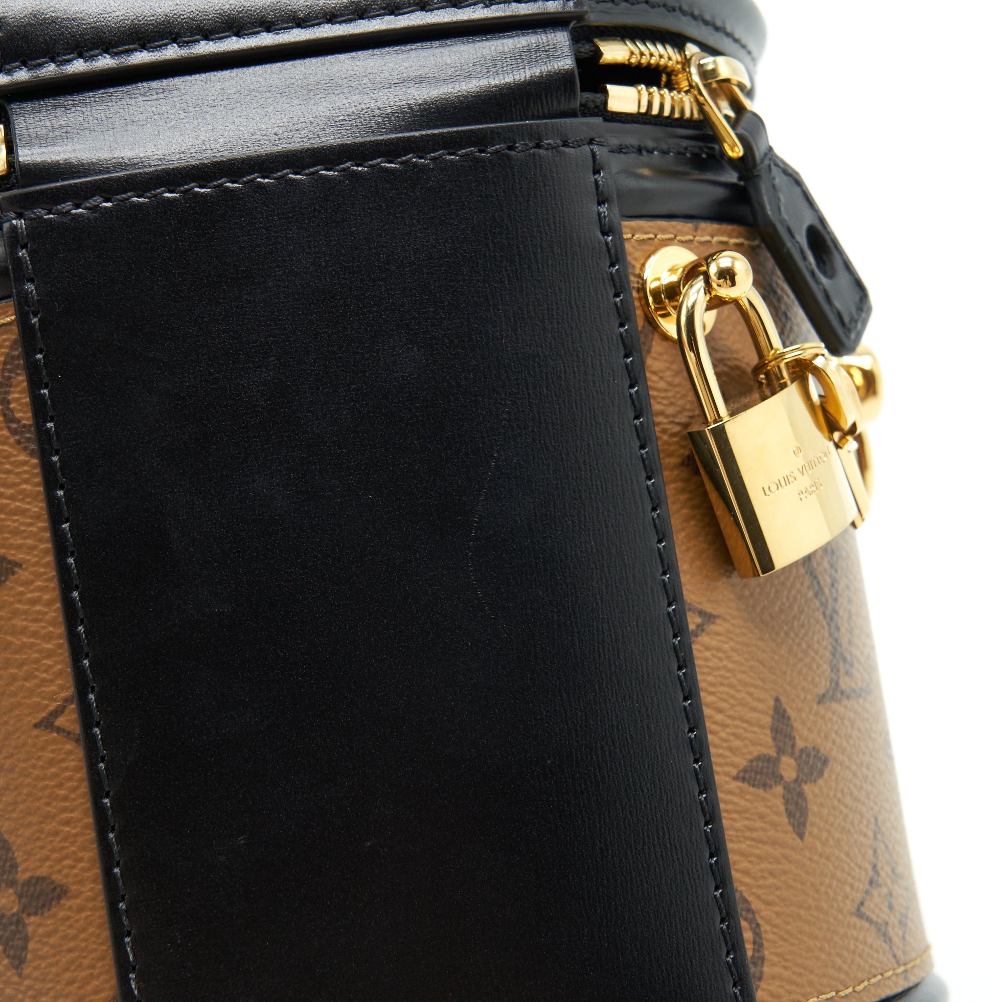 AAA Replica Louis Vuitton LV CANNES BUCKET MONOGRAM REVERSE GHW