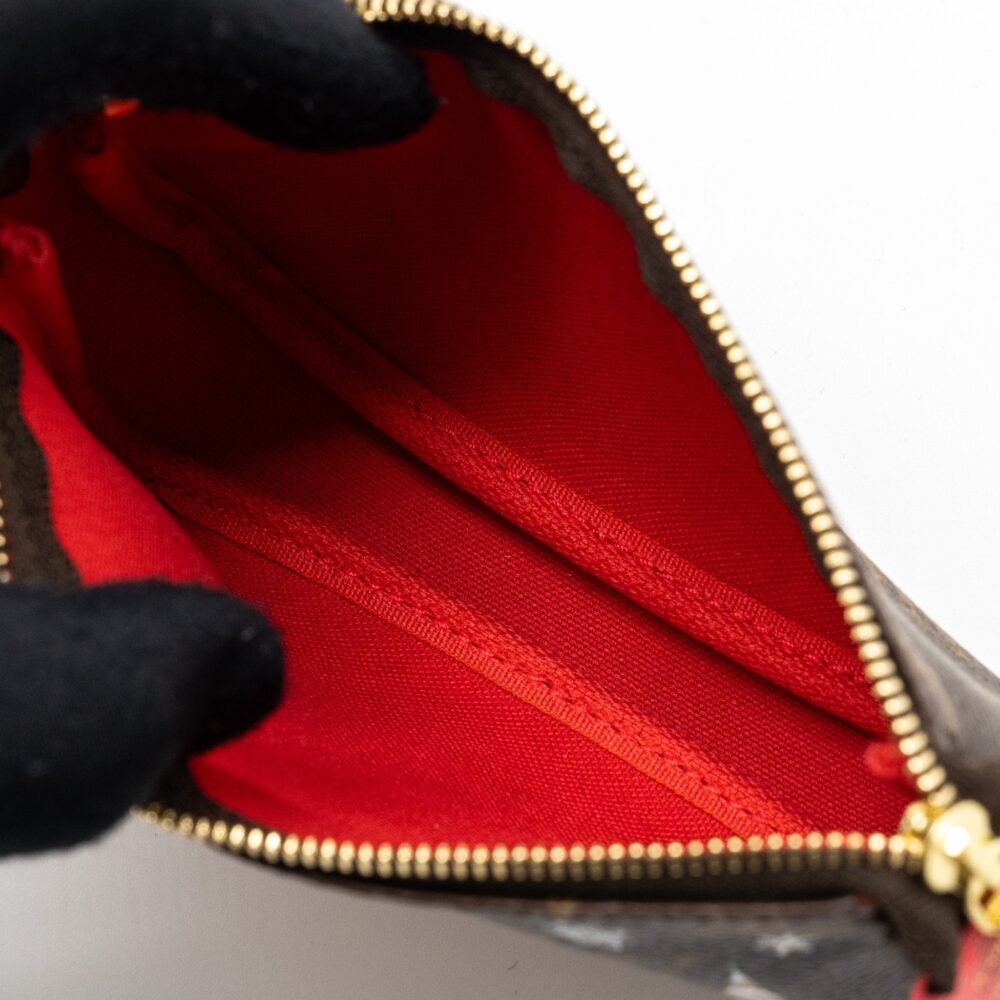 AAA Replica Louis Vuitton LV MINI POCHETTE ACCESSORIES 2021 XMAS LONDON LIMITED EDITION MULTICOLOUR GHW