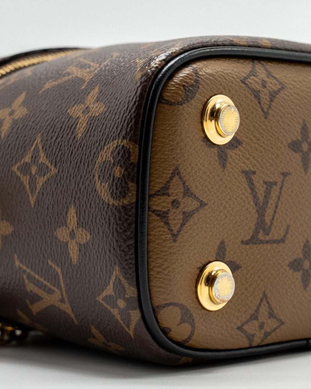 AAA Replica Louis Vuitton LV VANITY CASE PM MONOGRAM REVERSE CANVAS GHW