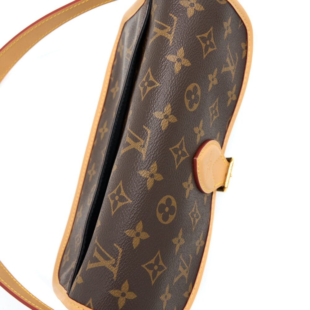 AAA Replica Louis Vuitton LV DIANE BAG MONOGRAM CANVAS GHW