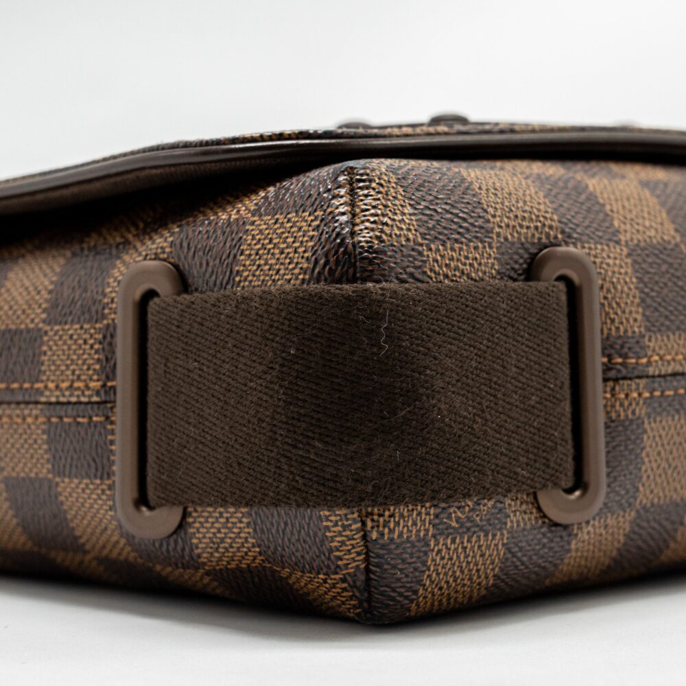 AAA Replica Louis Vuitton LV BROOKLYN PM MESSENGER BAG DAMIER EBENE CANVAS BROWN HARDWARE