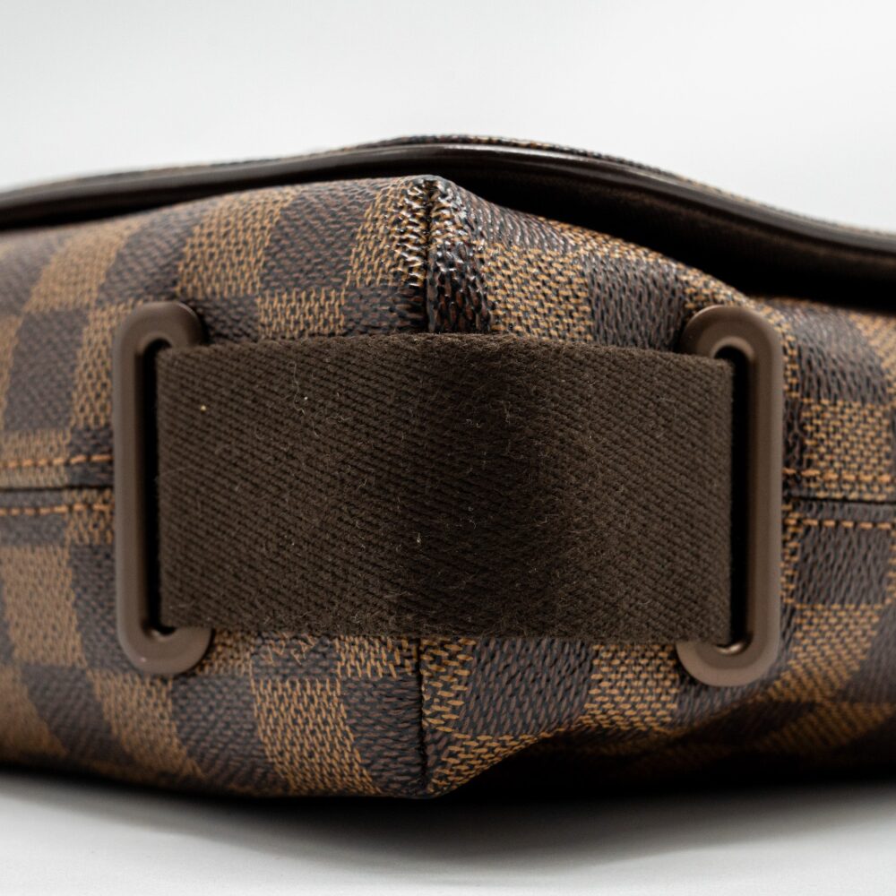 AAA Replica Louis Vuitton LV BROOKLYN PM MESSENGER BAG DAMIER EBENE CANVAS BROWN HARDWARE
