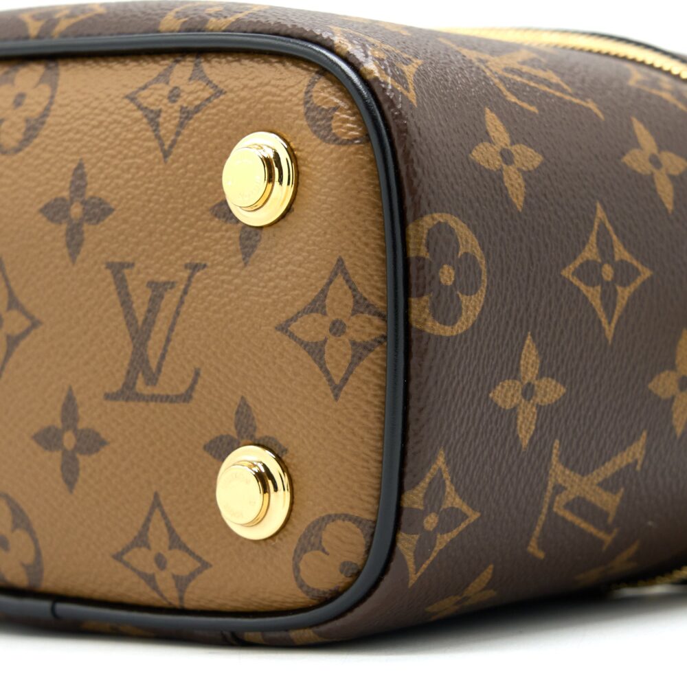 AAA Replica Louis Vuitton LV VANITY PM MONOGRAM CANVAS GHW (NEW VERSION)