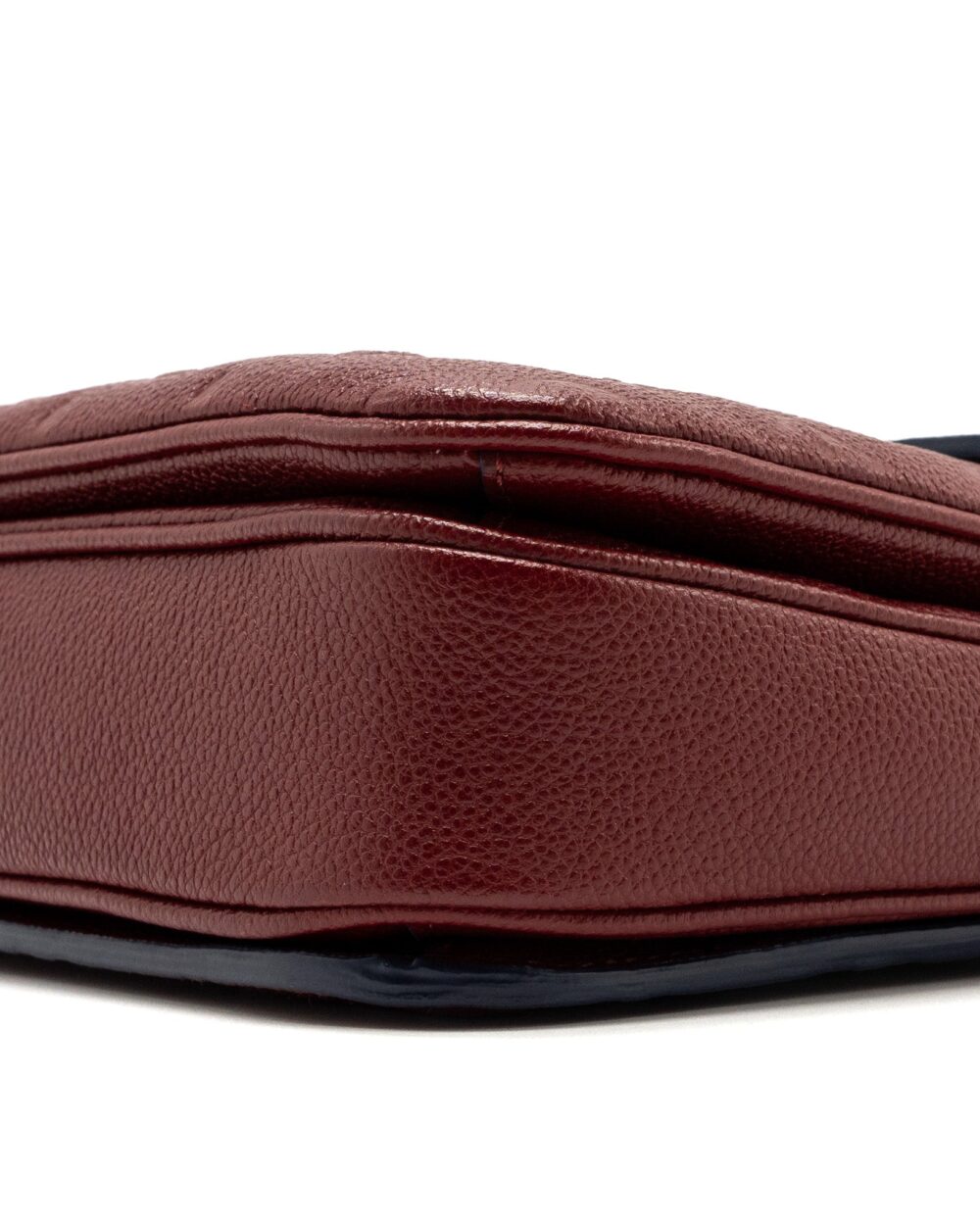 AAA Replica Louis Vuitton LV POCHETTE MÉTIS MONOGRAM EMPREINTE RED GHW