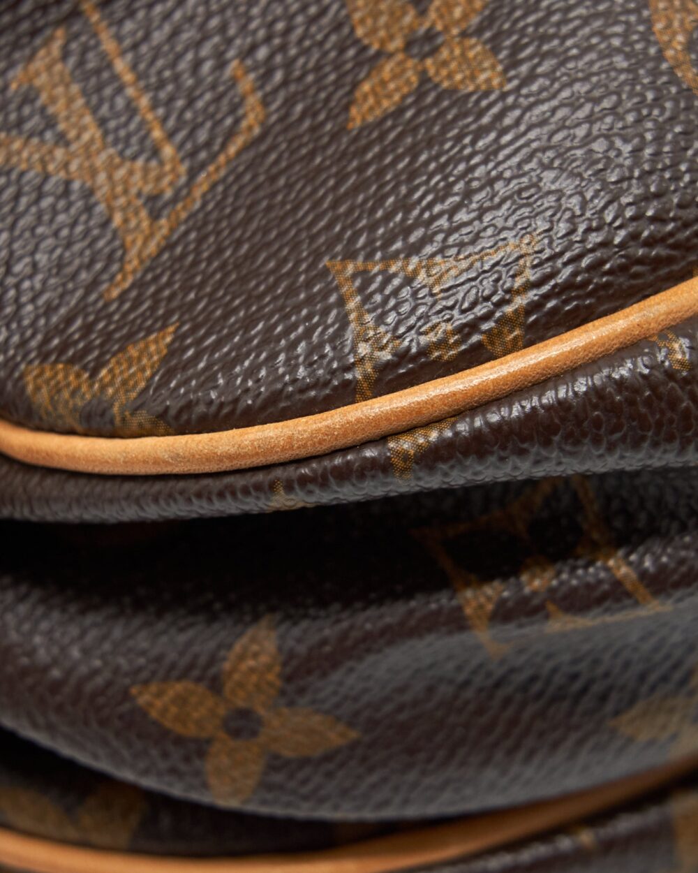 AAA Replica Louis Vuitton LV VINTAGE DOUBLE SIDE CROSSBODY BAG MONOGRAM CANVAS GHW