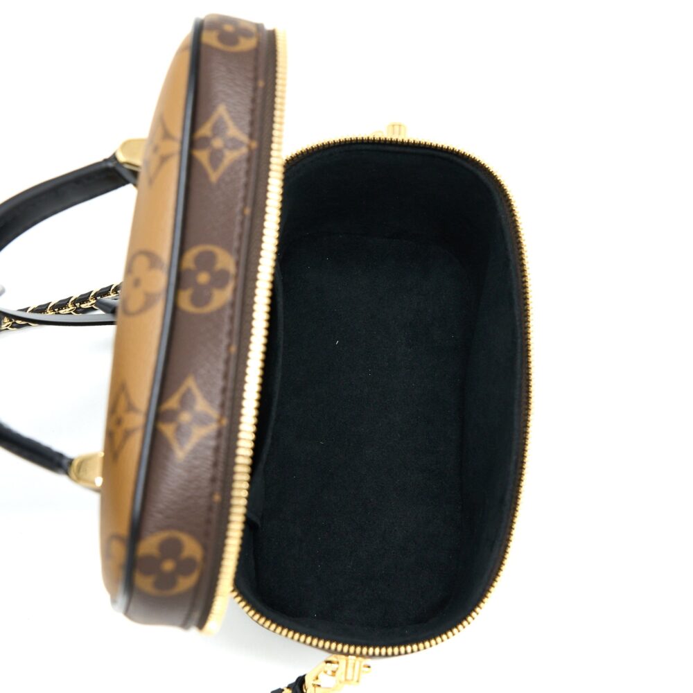 AAA Replica Louis Vuitton LV VANITY PM MONOGRAM CANVAS GHW (NEW VERSION)