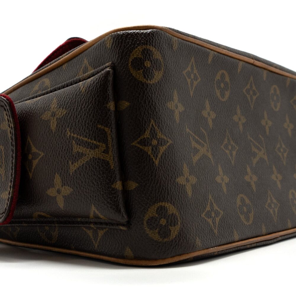 AAA Replica Louis Vuitton LV VINTAGE TOP HANDLE BAG MONOGRAM CANVAS GHW