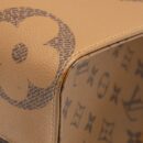 AAA Replica Louis Vuitton LV ONTHEGO MM MONOGRAM CANVAS GHW