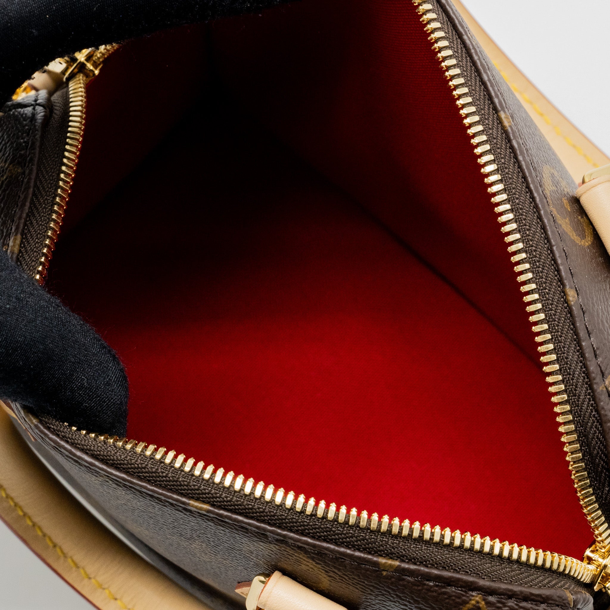AAA Replica Louis Vuitton LV SPEEDY BANDOULIERE 20 MONOGRAM CANVAS GHW (NEW VERSION)