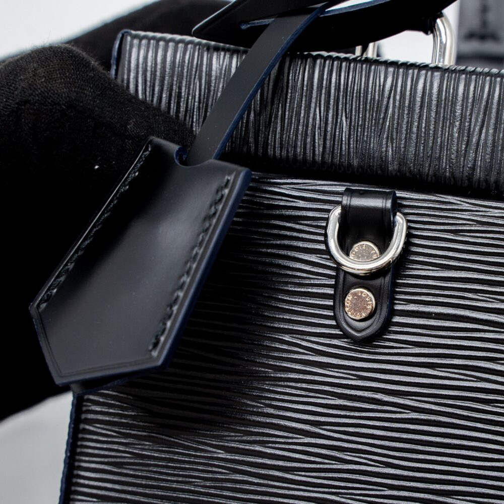 AAA Replica Louis Vuitton LV BLEECKER BOX BAG EPI BLACK SHW
