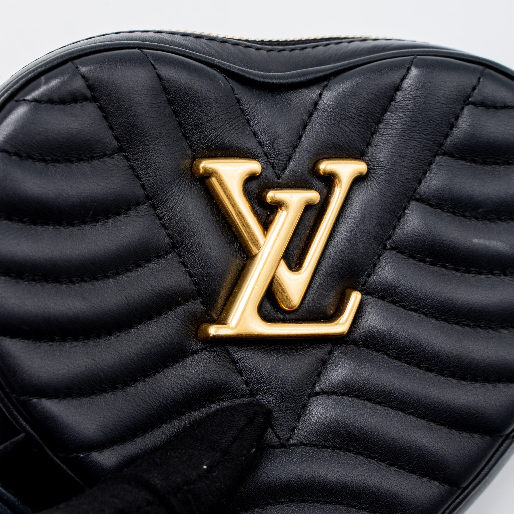 AAA Replica Louis Vuitton LV COEUR NEW WAVE HEART BAG CALFSKIN BLACK GHW