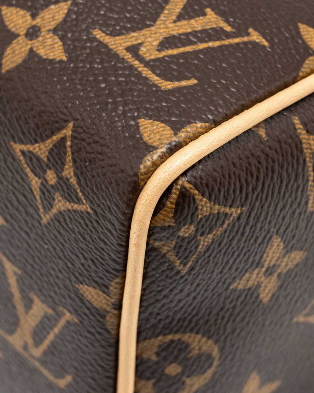 AAA Replica Louis Vuitton LV SPEEDY BANDOULIERE 20 MONOGRAM CANVAS BLACK STRAP GHW