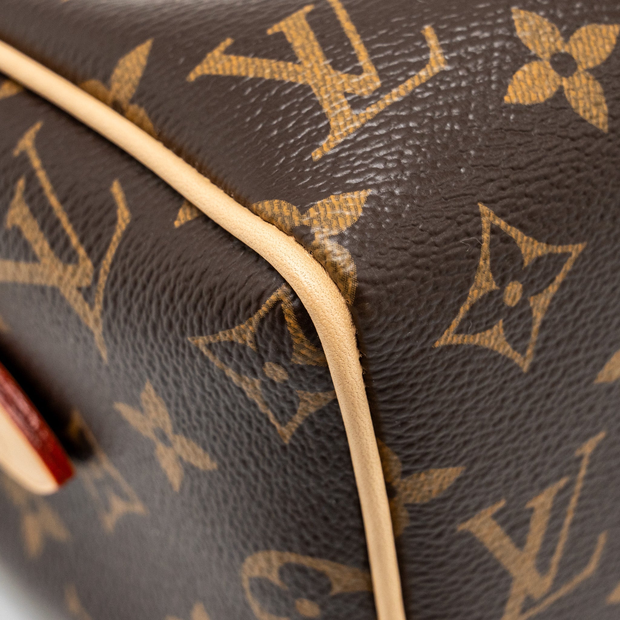 AAA Replica Louis Vuitton LV SPEEDY BANDOULIERE 20 MONOGRAM CANVAS BLACK STRAP GHW