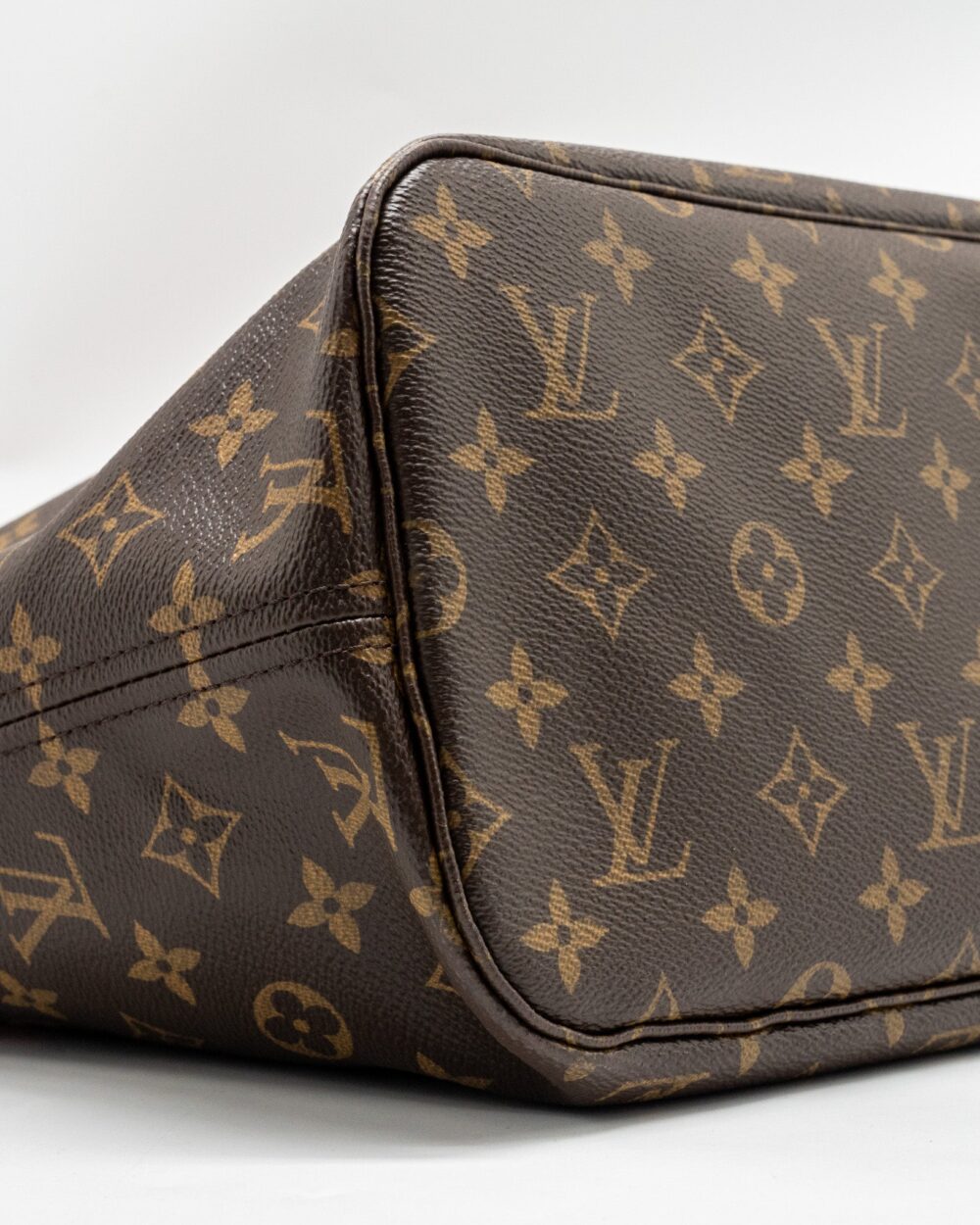 AAA Replica Louis Vuitton LV NEVERFULL MM TOTEM LIMITED EDITION MONOGRAM CANVAS MULITCOLOUR GHW
