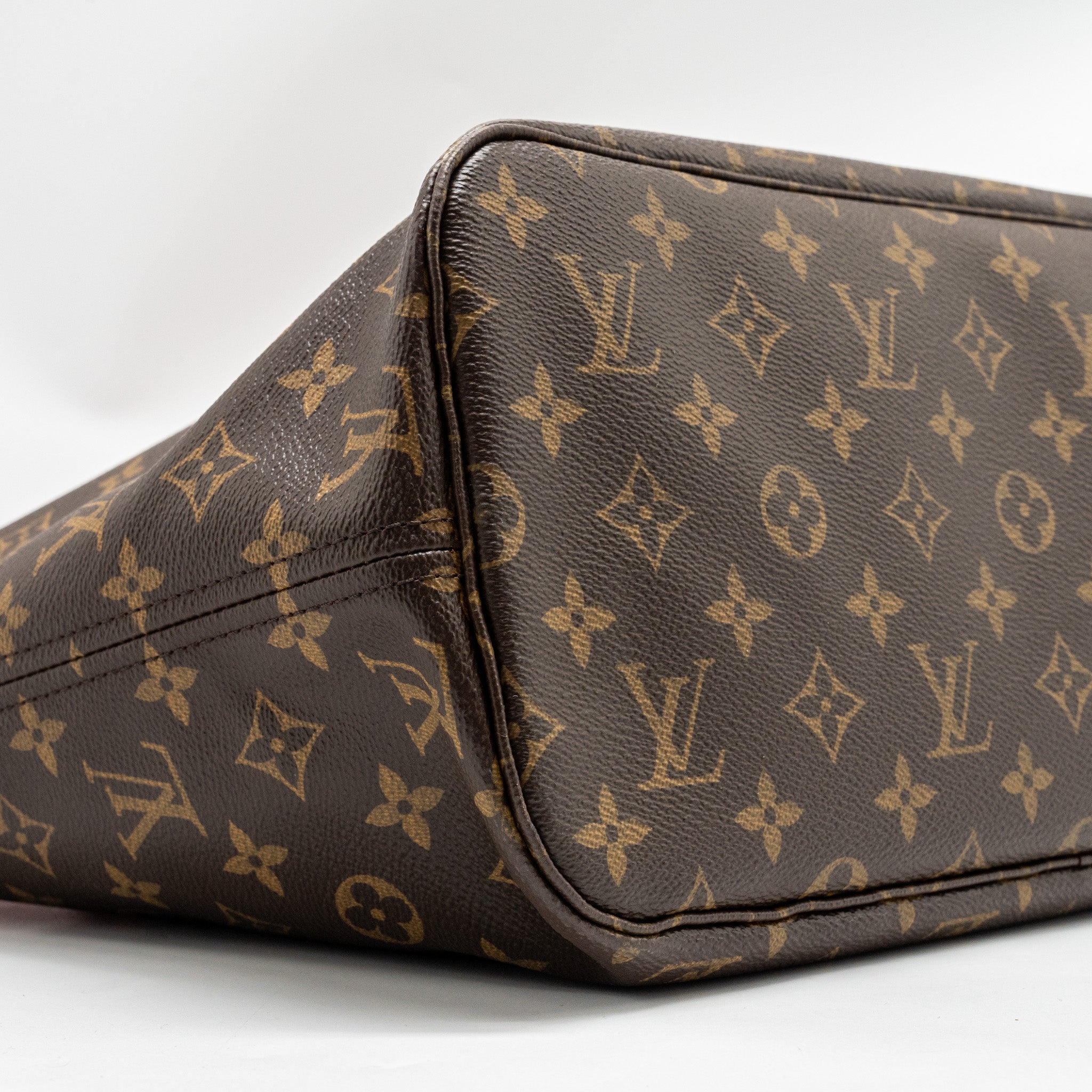 AAA Replica Louis Vuitton LV NEVERFULL MM TOTEM LIMITED EDITION MONOGRAM CANVAS MULITCOLOUR GHW