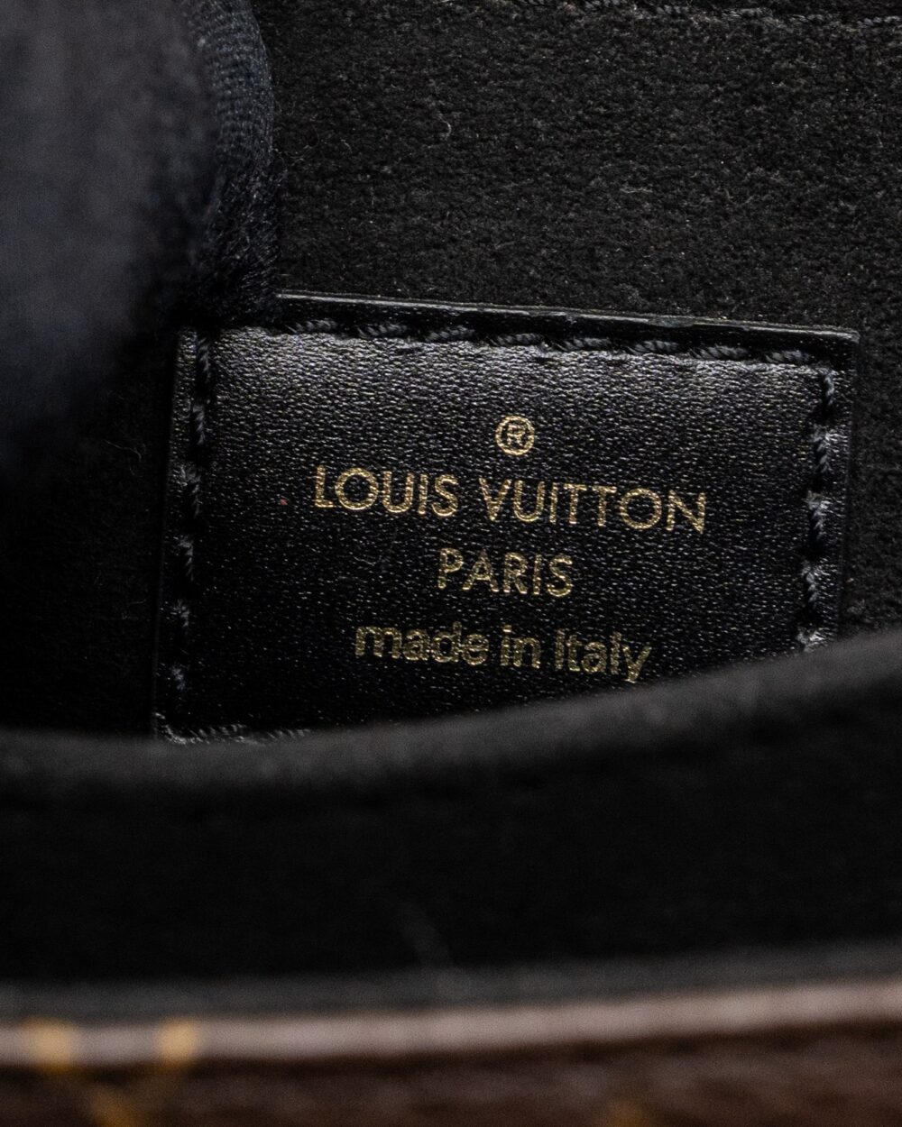 AAA Replica Louis Vuitton LV POCHETTE MÉTIS REVERSE MONOGRAM CANVAS GHW