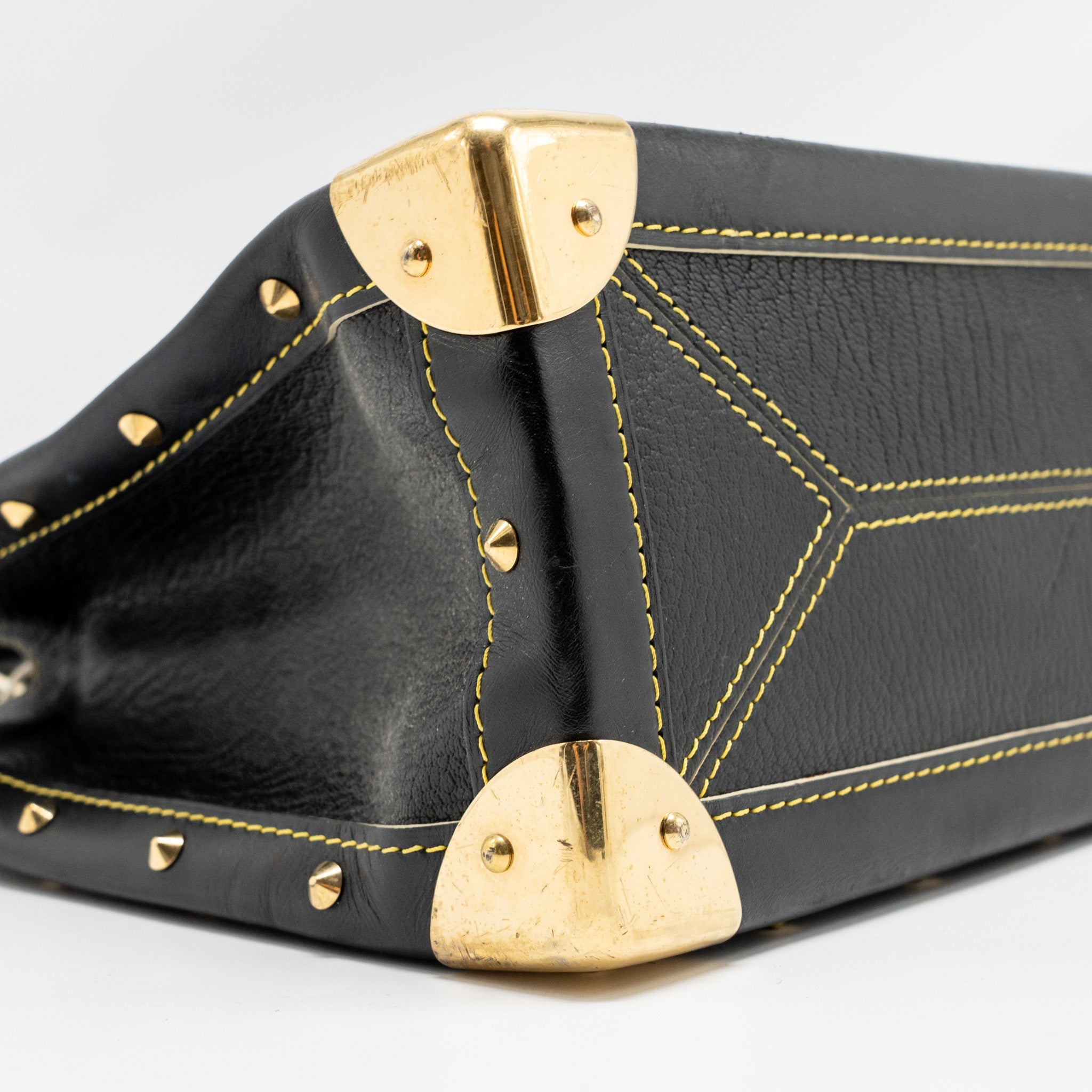 AAA Replica Louis Vuitton LV VINTAGE SHOULDER BAG BLACK GHW