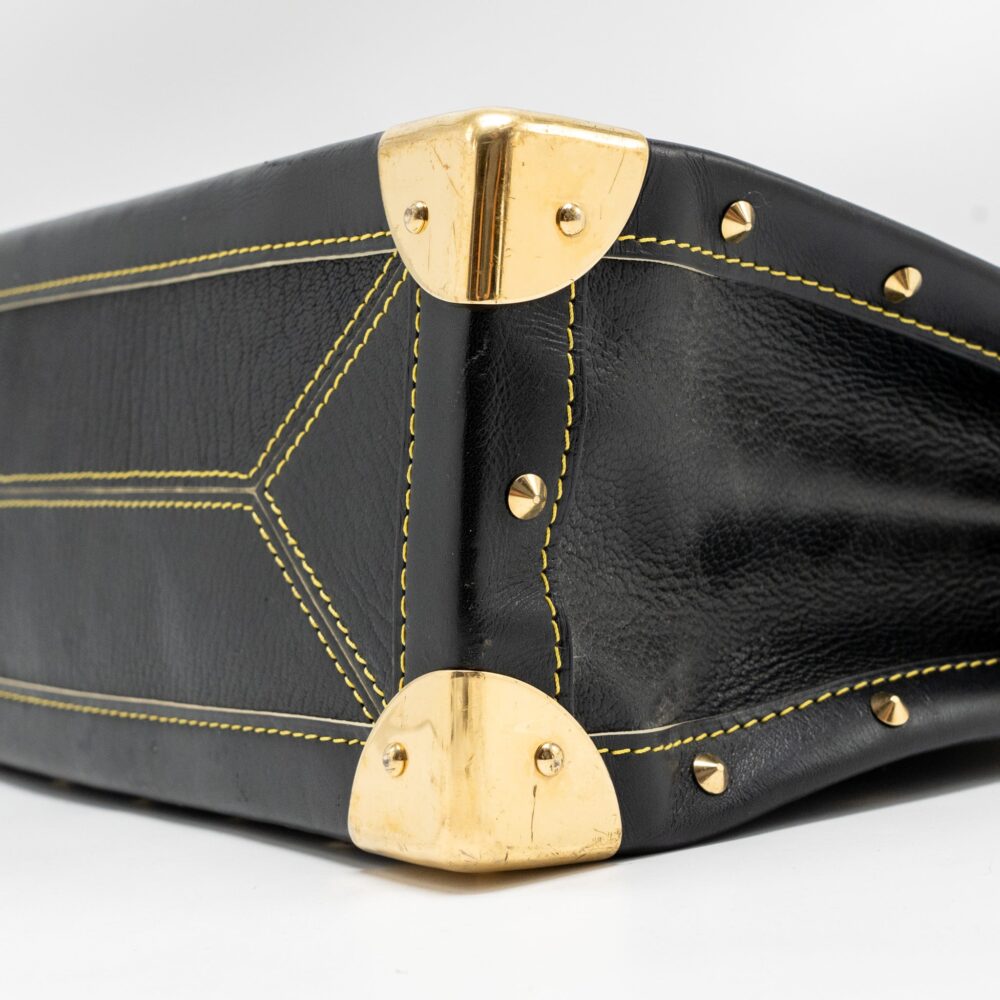 AAA Replica Louis Vuitton LV VINTAGE SHOULDER BAG BLACK GHW
