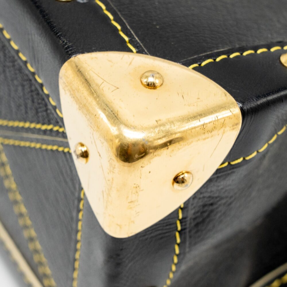 AAA Replica Louis Vuitton LV VINTAGE SHOULDER BAG BLACK GHW