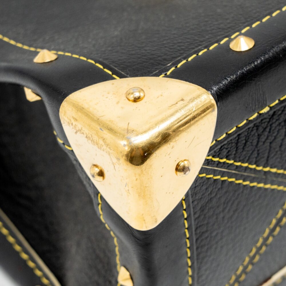 AAA Replica Louis Vuitton LV VINTAGE SHOULDER BAG BLACK GHW