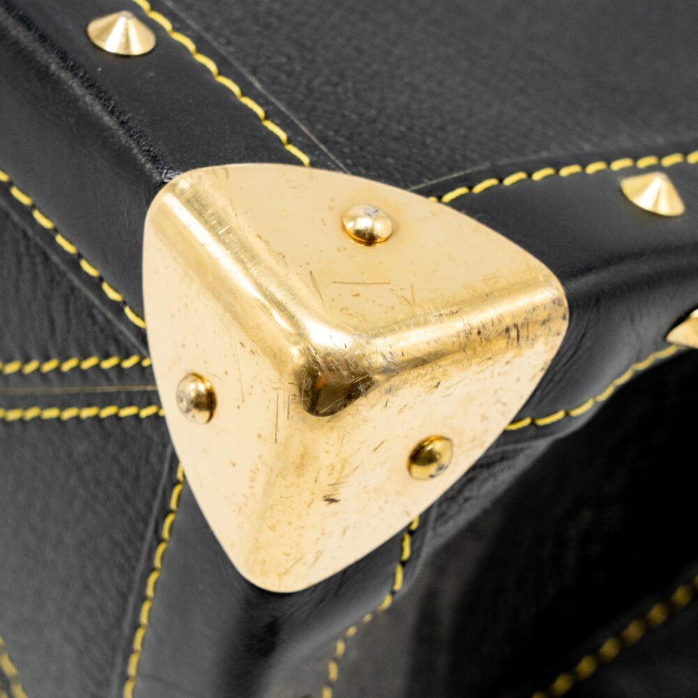 AAA Replica Louis Vuitton LV VINTAGE SHOULDER BAG BLACK GHW
