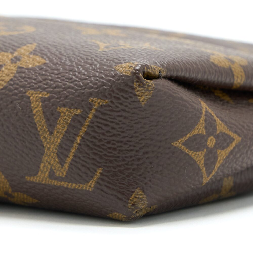 AAA Replica Louis Vuitton LV CROSSBODY POCHETTE MONOGRAM CANVAS GHW