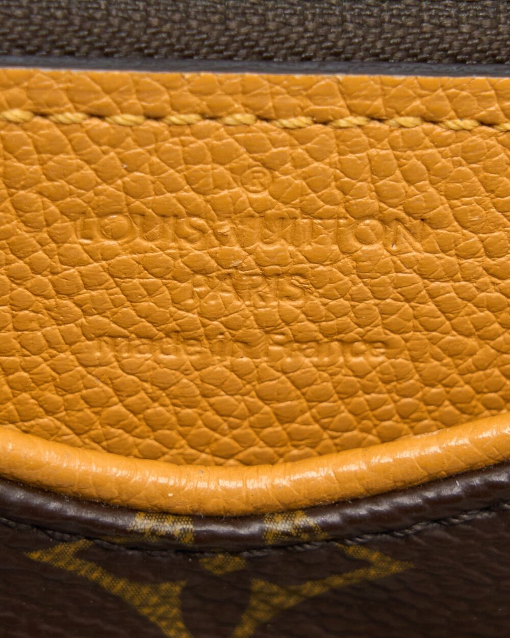 AAA Replica Louis Vuitton LV CROSSBODY POCHETTE MONOGRAM CANVAS GHW