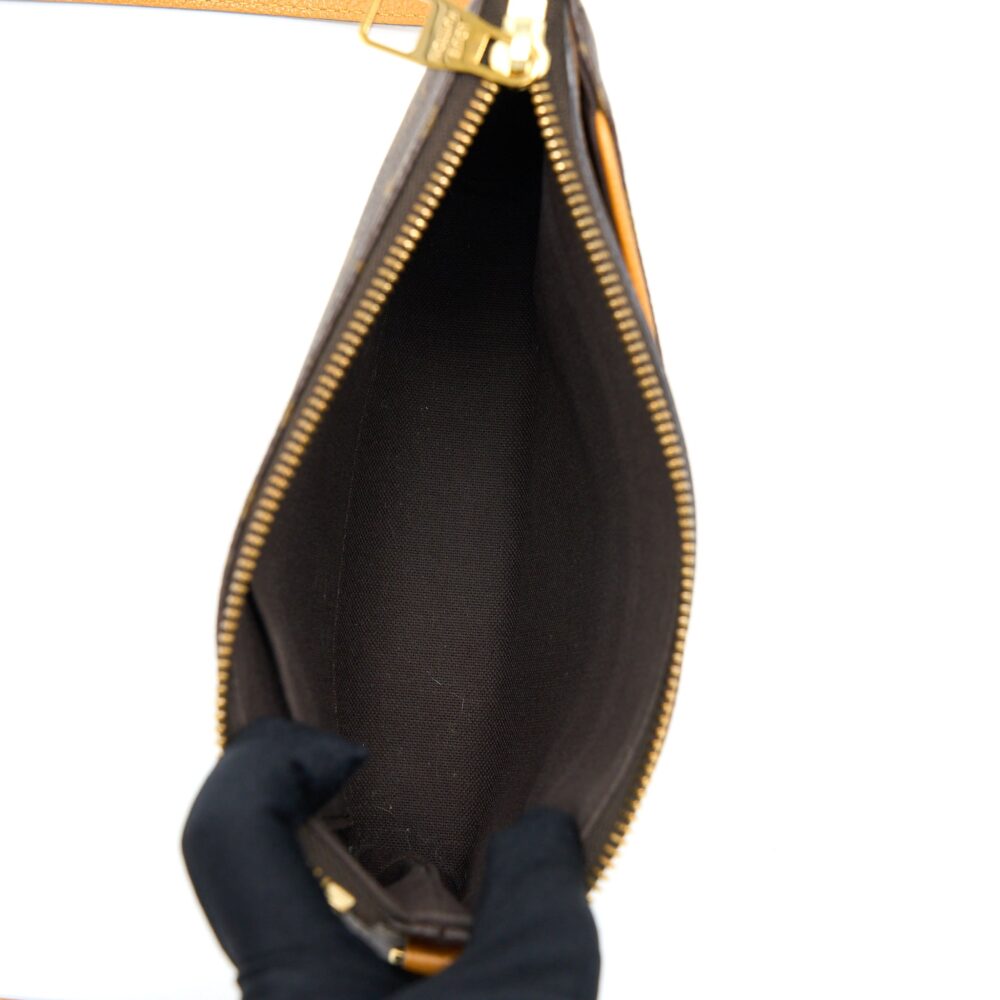 AAA Replica Louis Vuitton LV CROSSBODY POCHETTE MONOGRAM CANVAS GHW