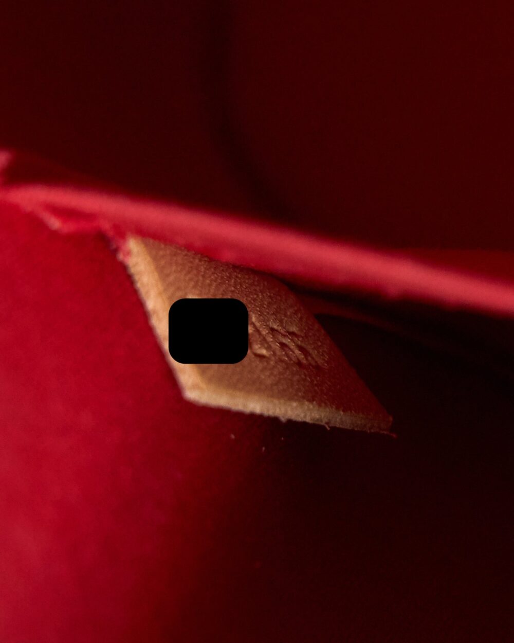 AAA Replica Louis Vuitton LV ALMA BB VERNIS RED GHW