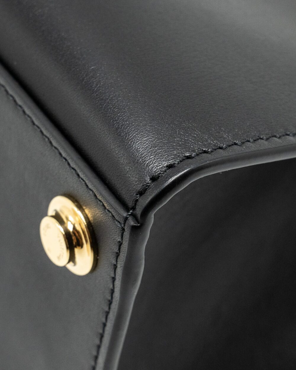 AAA Replica Louis Vuitton LV CITY STEAMER PM GRAINED CALFSKIN BLACK GHW