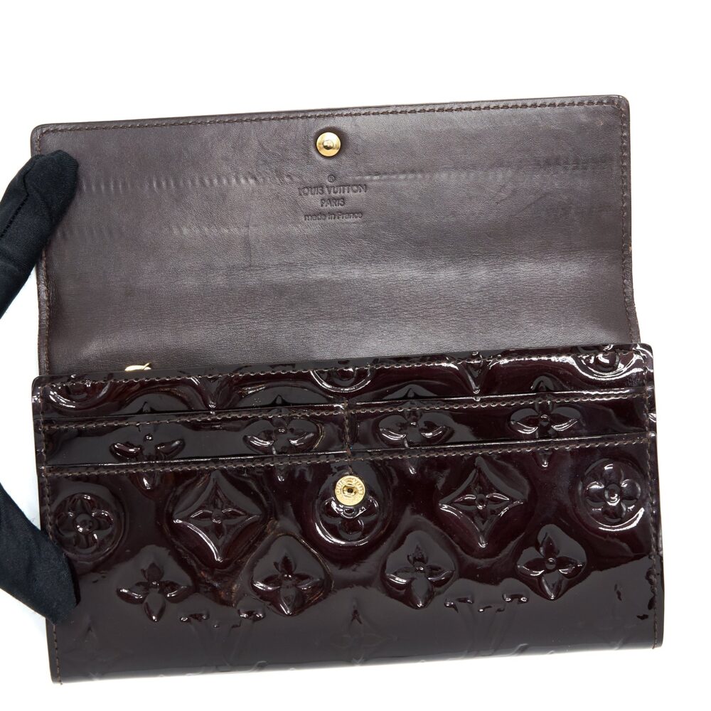 AAA Replica Louis Vuitton LV SARAH LONG WALLET VERNIS AMARANTE GHW