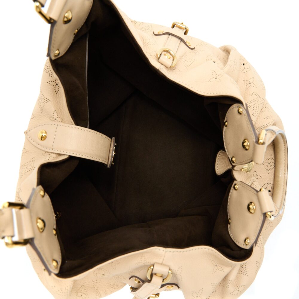 AAA Replica Louis Vuitton LV MAHINA HINA SHOULDER BAG BEIGE GHW