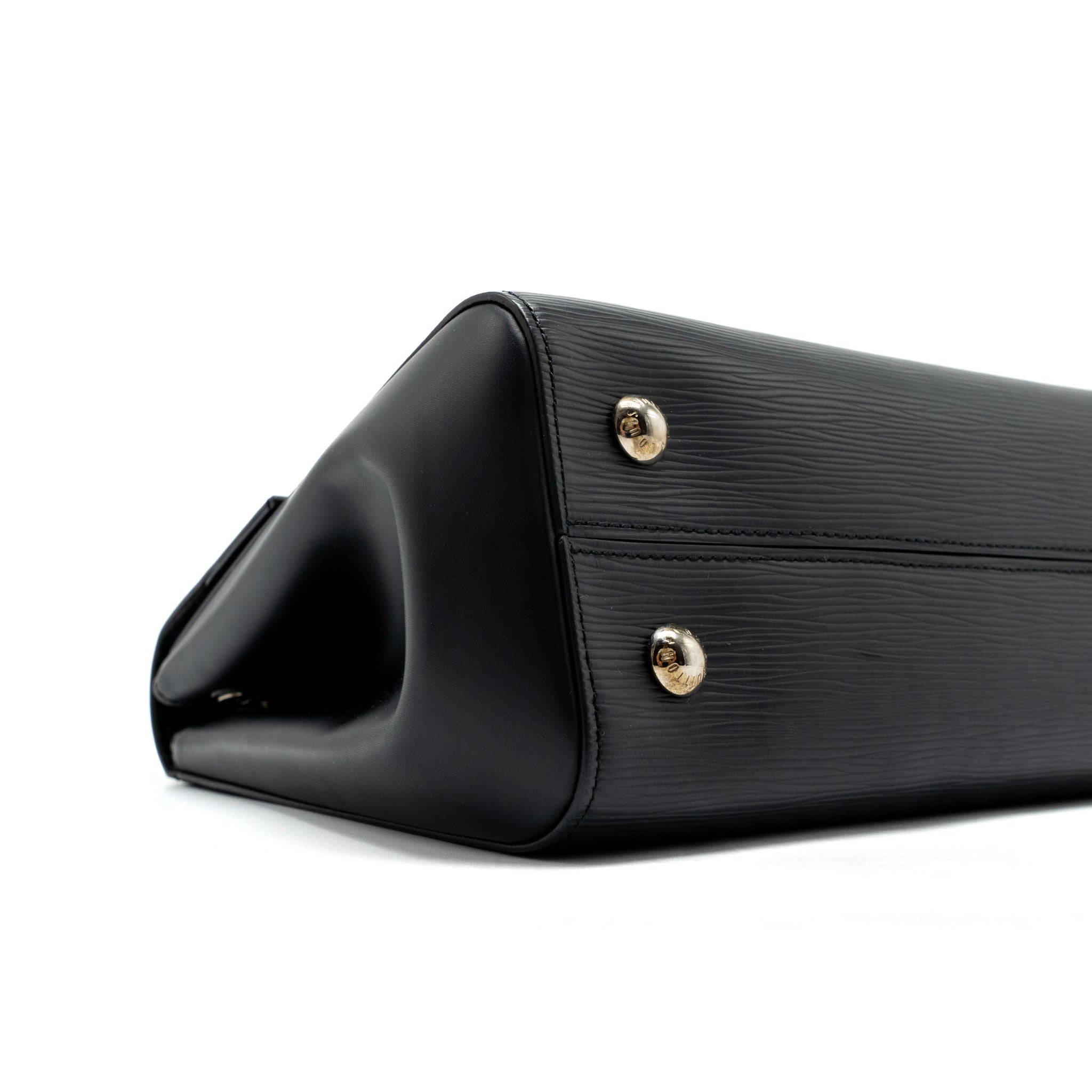 AAA Replica Louis Vuitton LV CLUNY MM EPI BLACK SHW