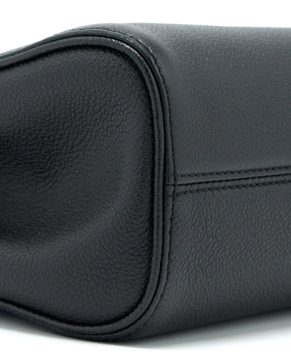 AAA Replica Louis Vuitton LV SAINT GERMAIN CHAIN EMPREINTE BLACK GHW