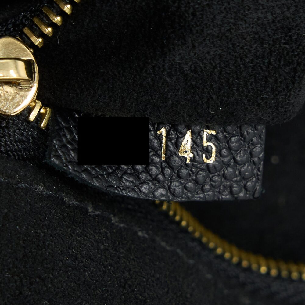 AAA Replica Louis Vuitton LV SAINT GERMAIN CHAIN EMPREINTE BLACK GHW